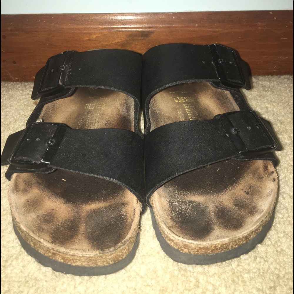 black arizona birkenstocks!
